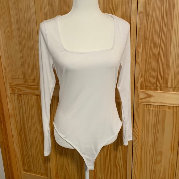 Charlotte Russe Longsleeve bodysuit - Picture 1 of 5
